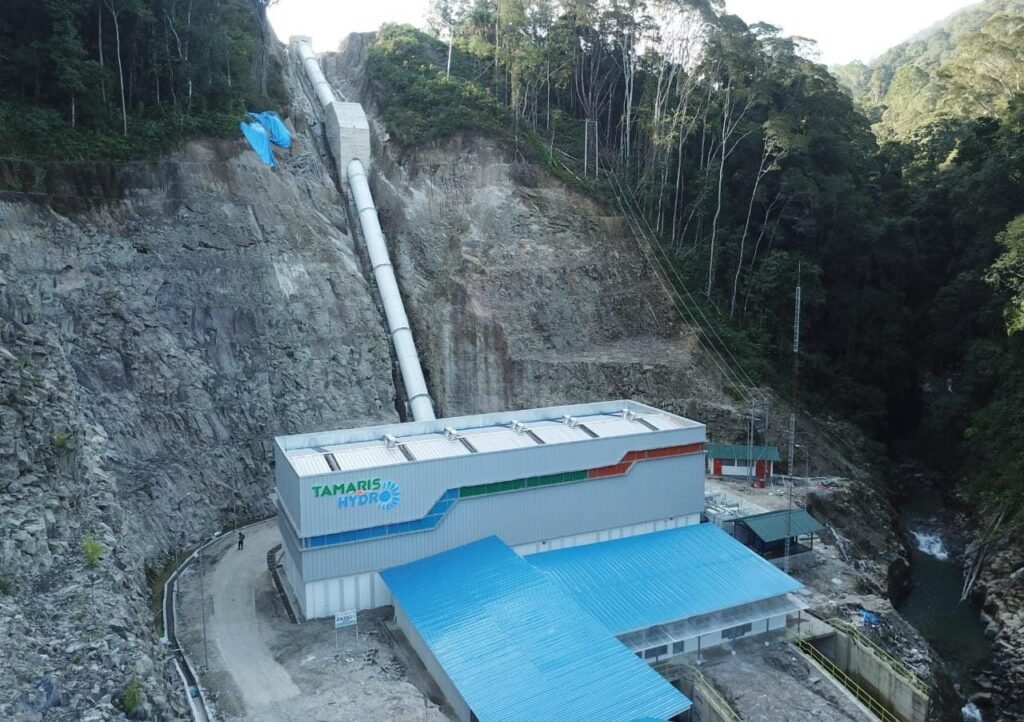 Vanpros.org: Menjelajahi Jantung Energi Indonesia: Pembangkit Listrik PLN